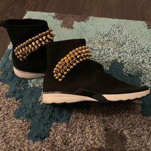 Customized sock sneaker